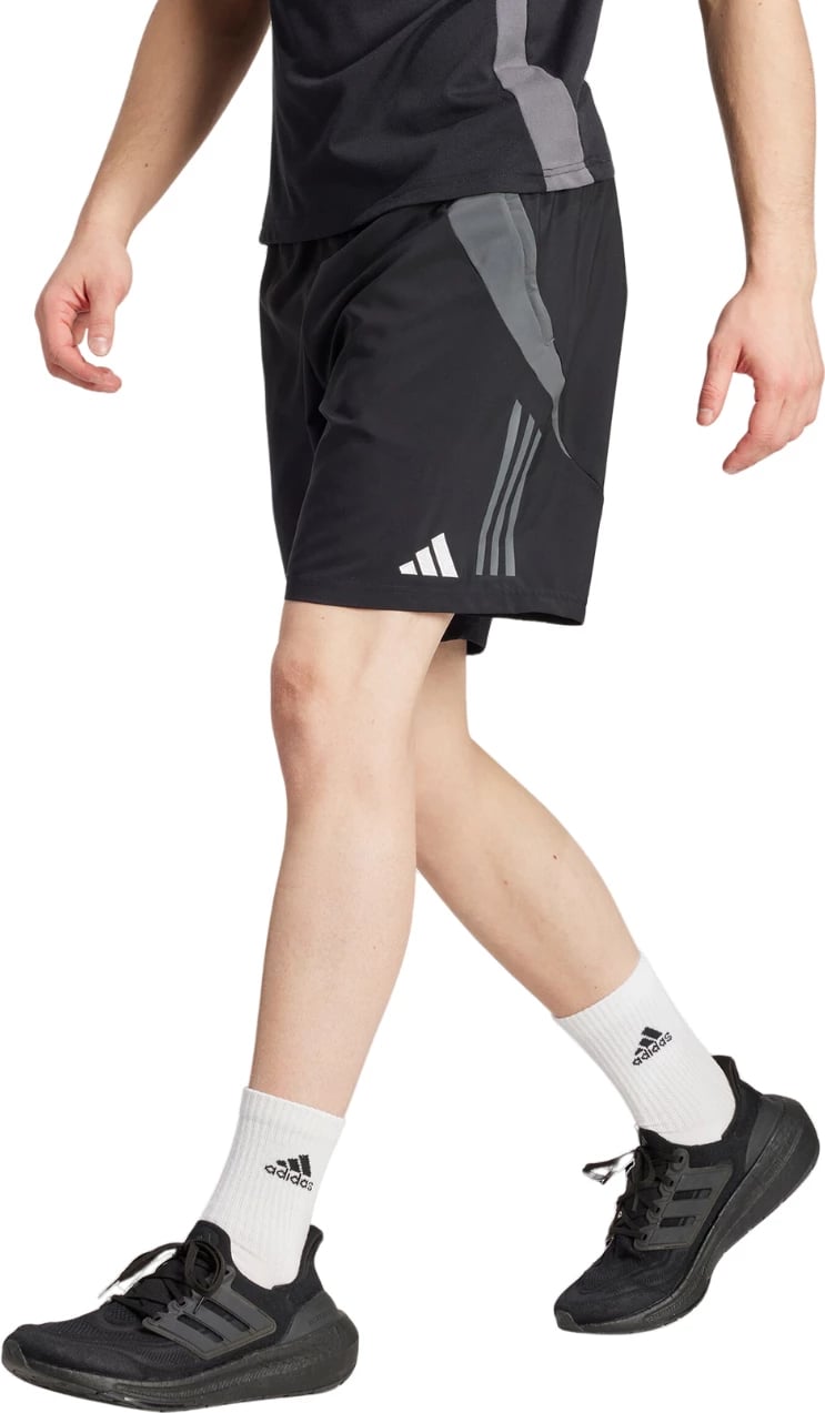 Shorce për meshkuj adidas, të zeza