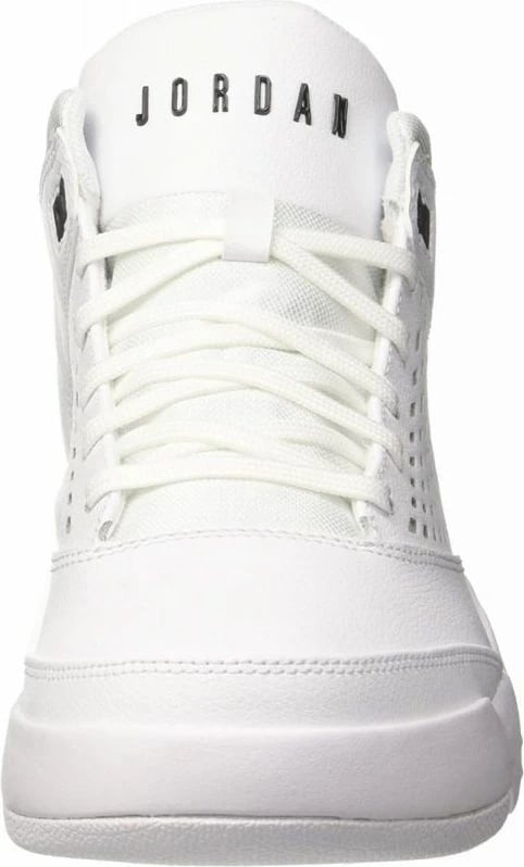 Atlete për meshkuj Nike Jordan, të bardha