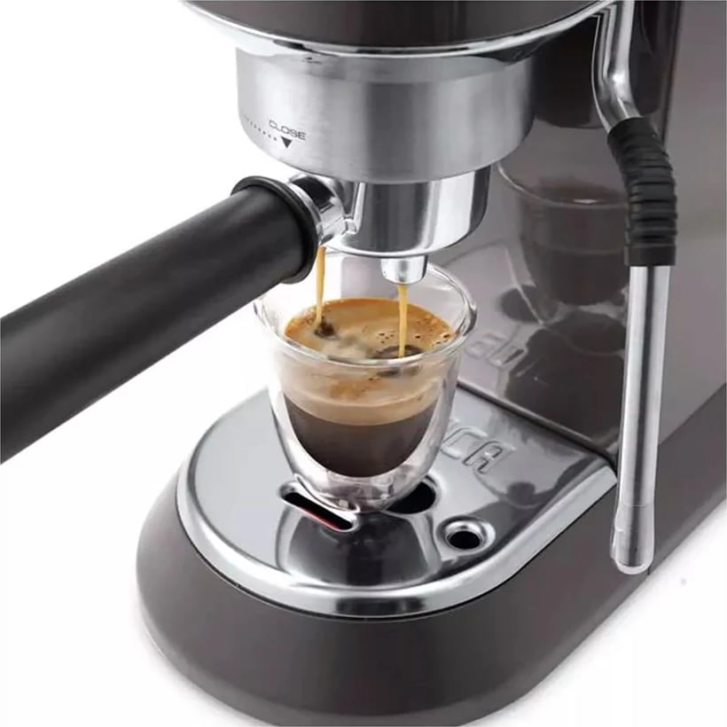 Makine kafeje DeLonghi EC885.M, kapsula, e zezë