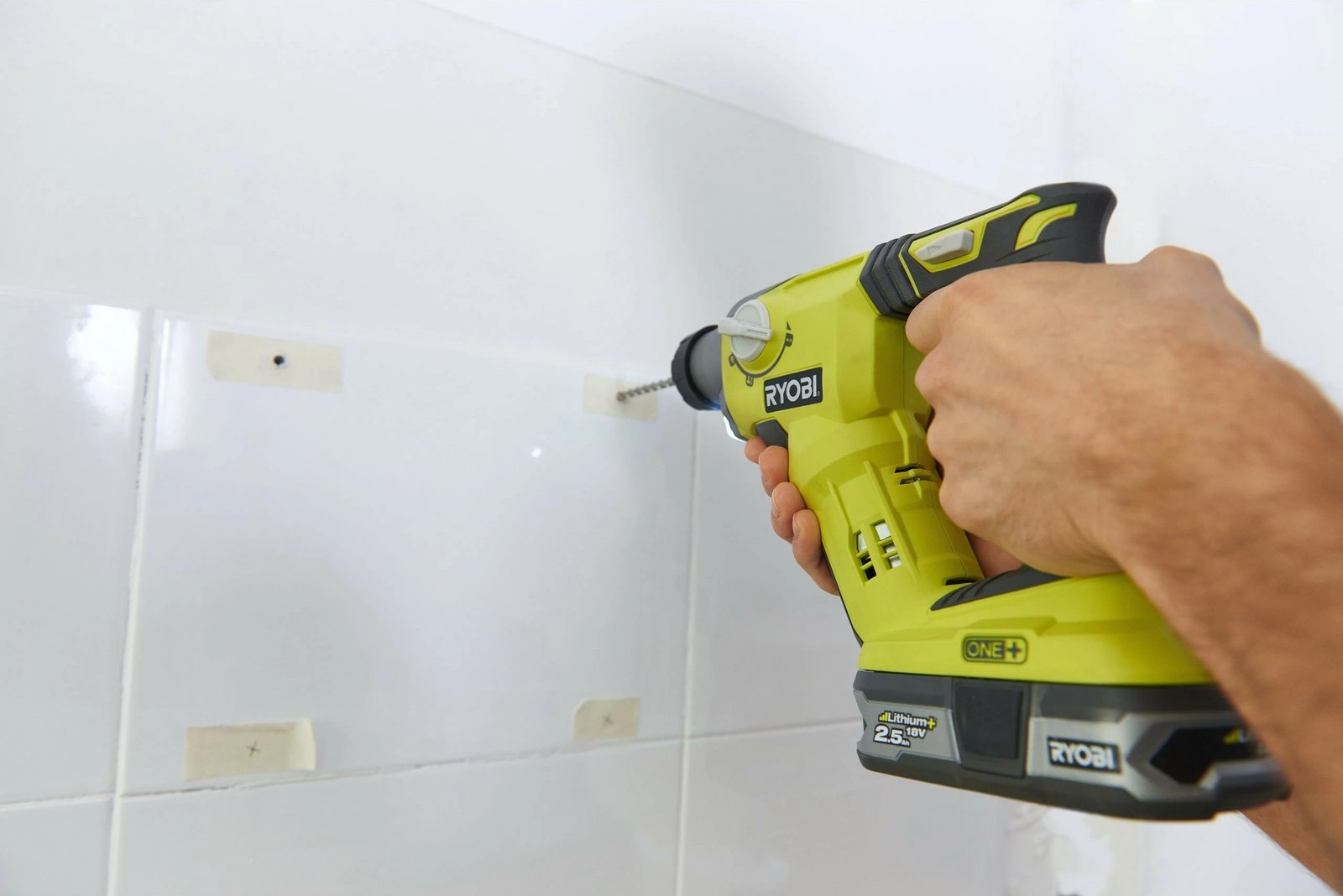 Çekiç elektrik Ryobi R18SDS-0 ONE+, SDS-plus, pa kabllo