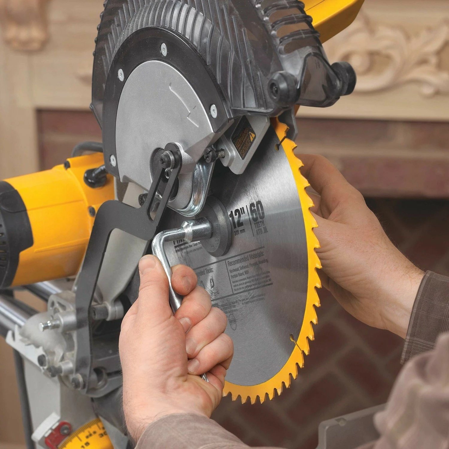 Sharrë elektrike DeWALT DWS780, 1675W, 3800 RPM, teh 30.5cm, AC