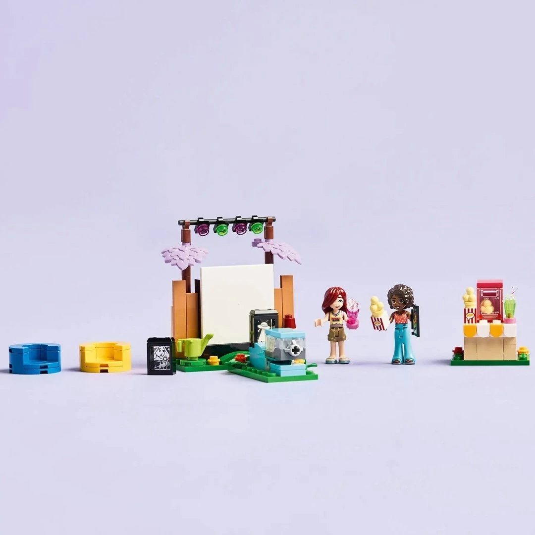 Set lodrash LEGO Friends 42642 Friendship Movie Night, 154 pjesë, me 2 minifigura