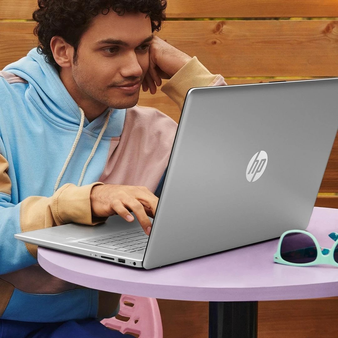 Laptop HP 17-cn3119nw, Intel Core i5-1334U, 17.3" FHD, 8GB RAM, 512GB SSD, Natural Silver