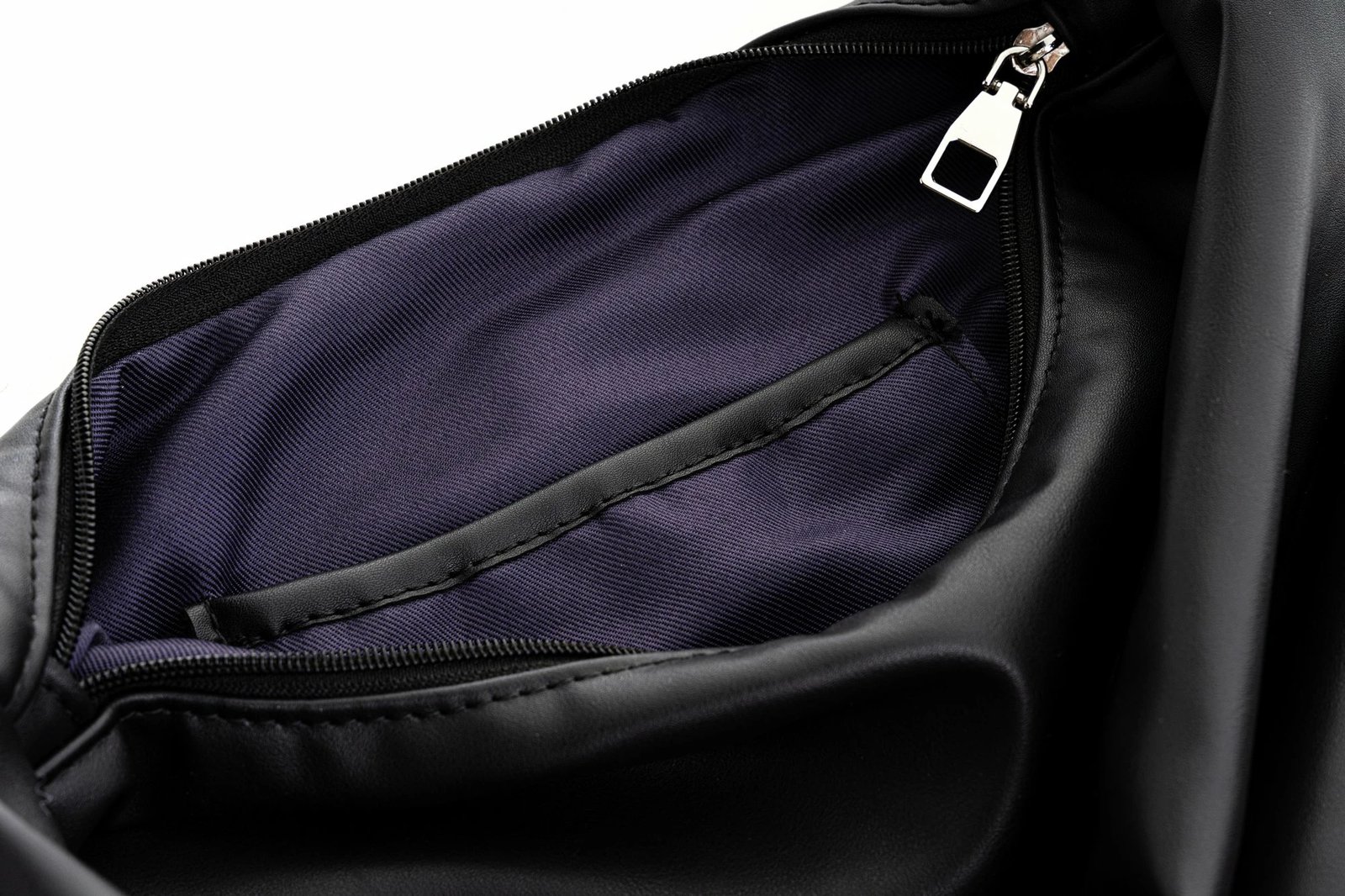 Çantë krahu Lucky Bees, e zezë, 1253