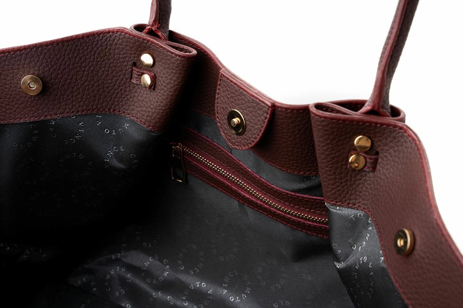 Çantë tote Vince Camuto, Prato, ngjyrë burgundy