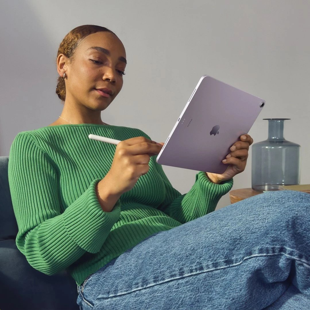 iPad Air Apple M 128 GB 13" 8 GB Wi-Fi 6E iPadOS 17 Beige