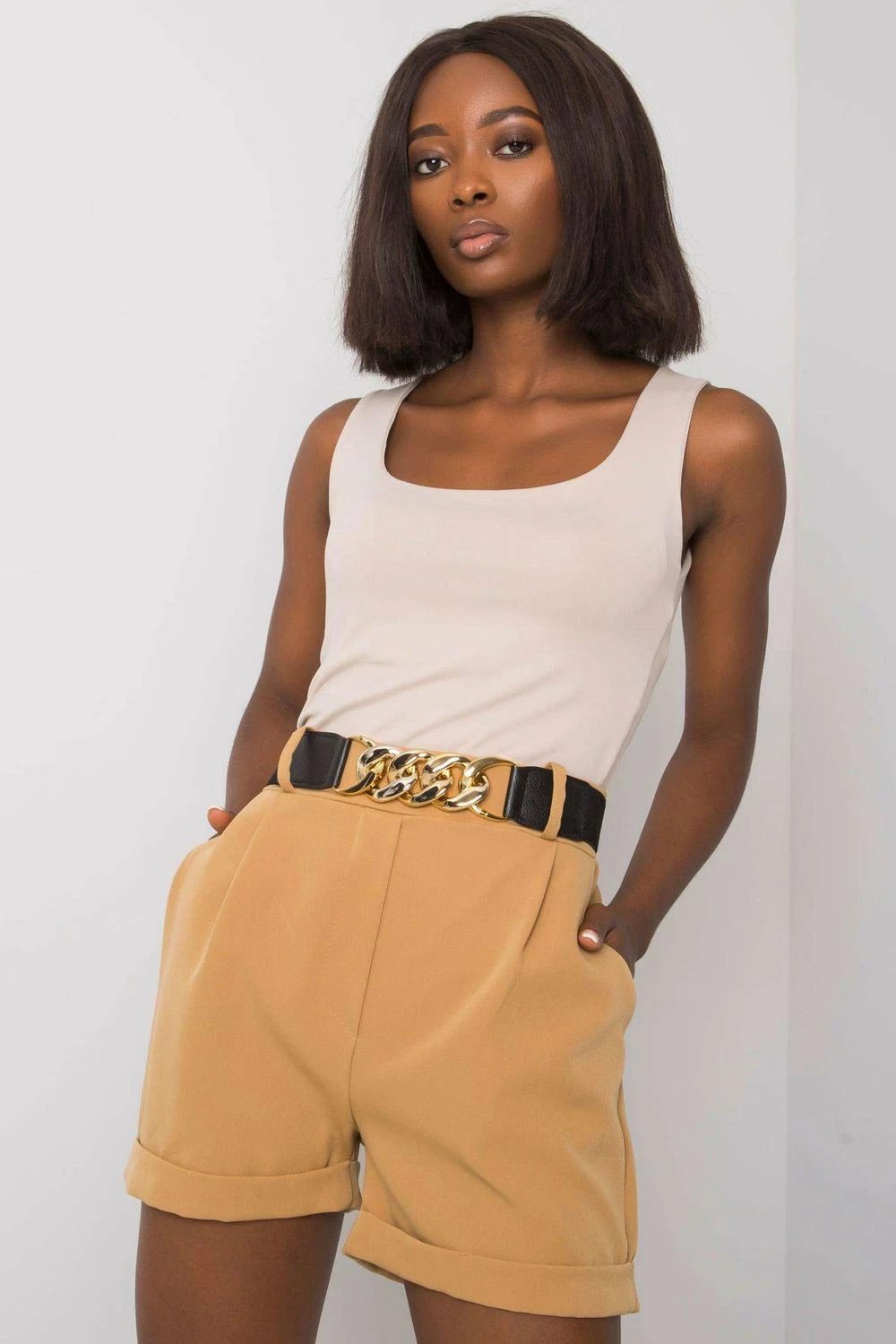 Shorce femra Italy Moda, kafe