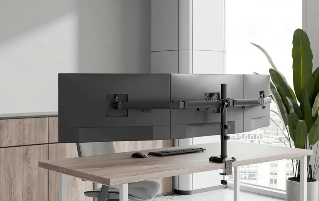 Krah monitori Neomounts DS60-600BL3 për 3 monitorë, tavolinë, i zi