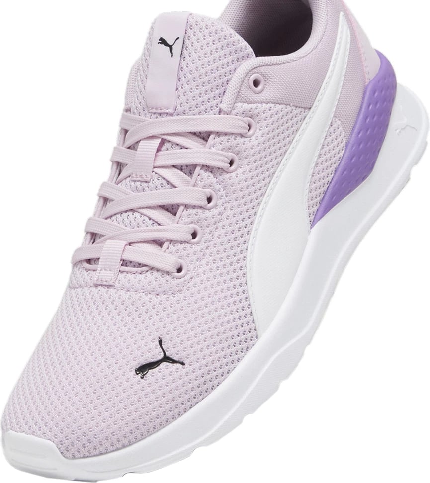 Atlete për femra Puma, Anzarun Lite
