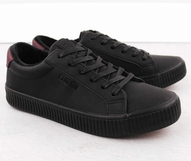 Atlete femra Big Star, të zeza