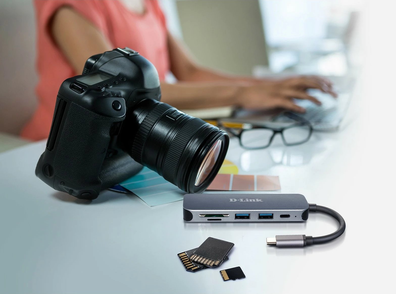 USB-C hub D-Link DUB-2325/E 5-in-1, gri