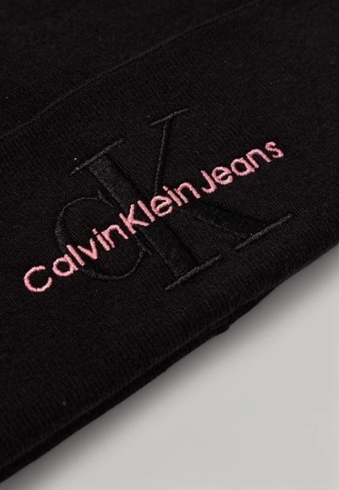 Kapelë femra Calvin Klein Jeans, e zezë