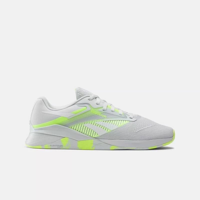 Atlete femra Reebok, të bardha