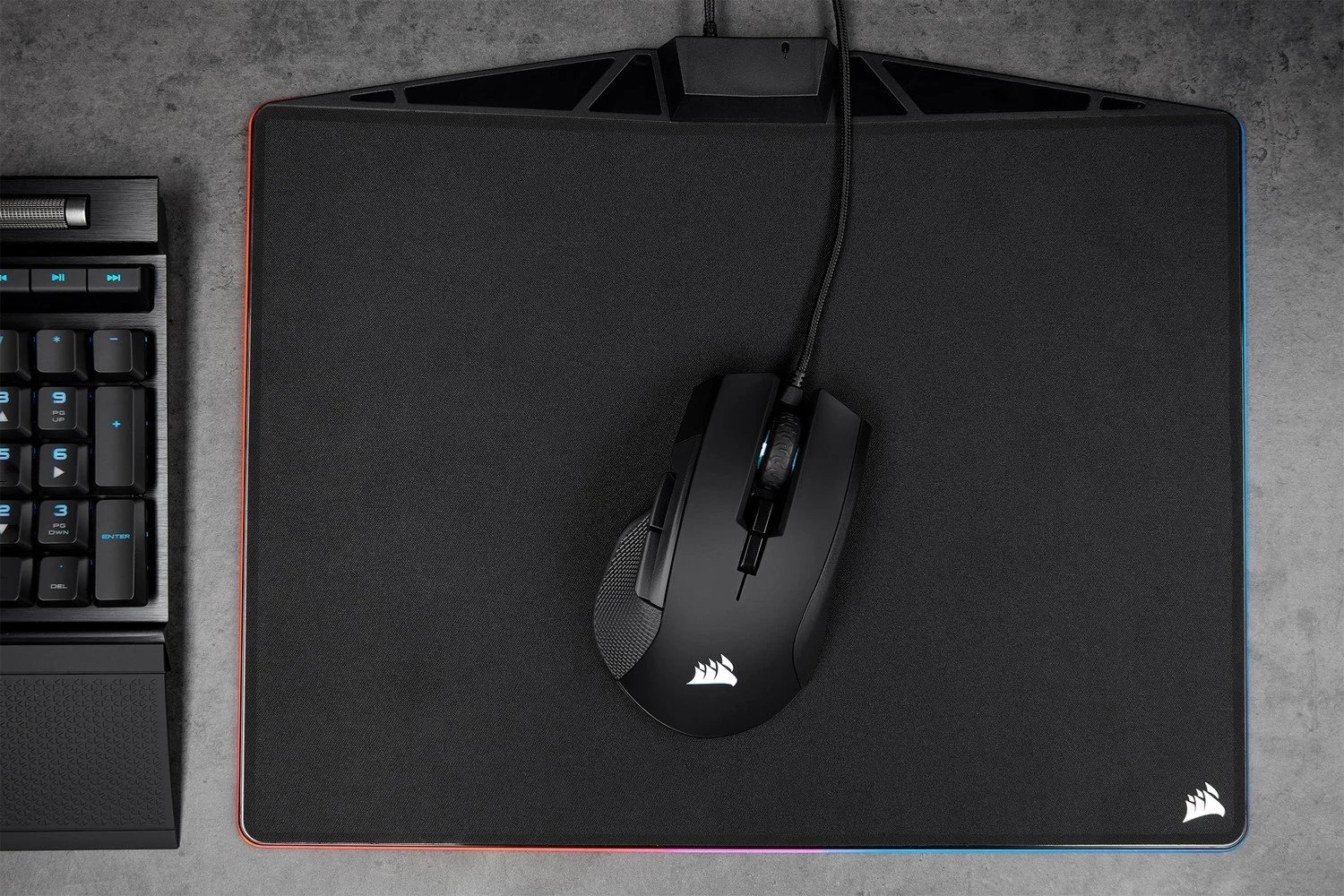 Maus Corsair Ironclaw RGB, 18000 DPI, i zi