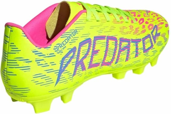 Çizme futbolli adidas për meshkuj dhe fëmijë, të verdha