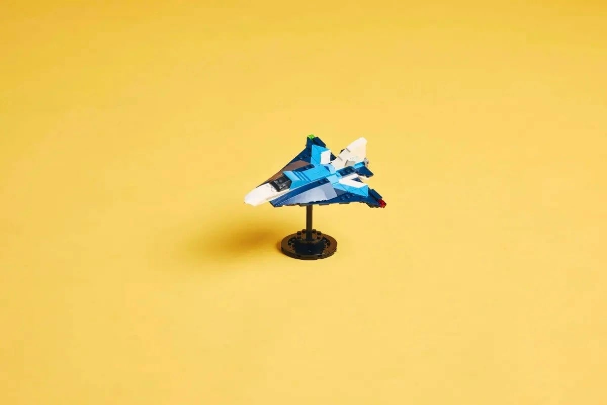 Set LEGO Creator 3 në 1 31160 Aeroplan Garash