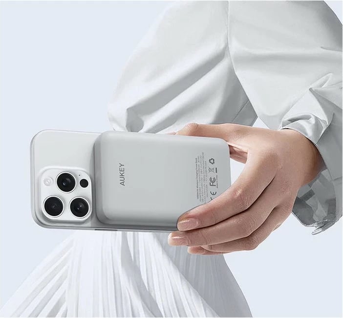 Power bank AUKEY PB-MS04 MagFusion Slim 10000mAh, MagSafe, 20W, Bardhë