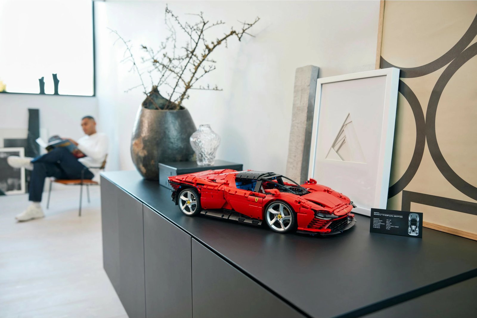 Set ndërtimi LEGO Technic Ferrari Daytona SP3, 3778 pjesë, plastikë, 6.99 kg Set ndërtimi LEGO Technic Ferrari Daytona SP3, 3778 pjesë, plastikë, 6.99 kg