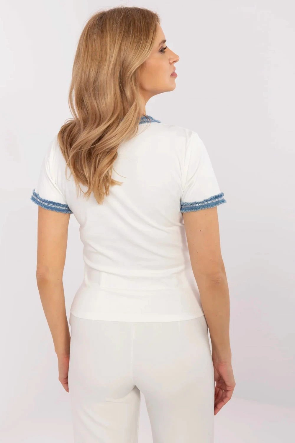Bluzë për femra NM model 210127, bezhë