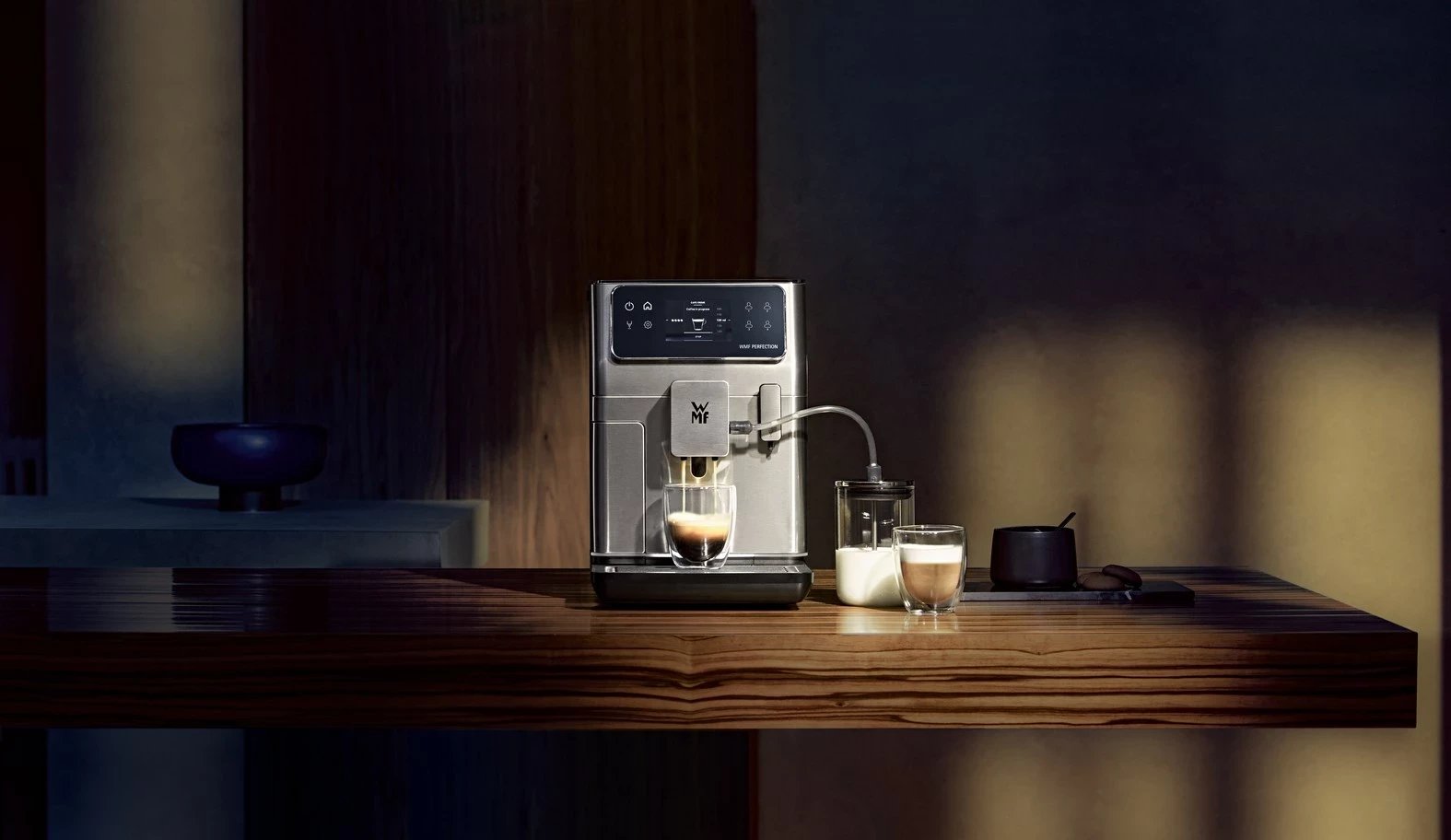 Makine ekspresi automatike WMF Perfection CP813D, 3L, e zezë