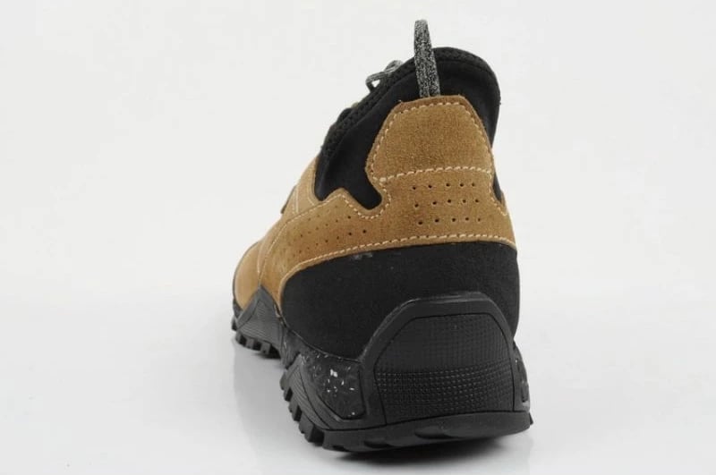 Atlete outdoor për meshkuj Aku, kafe