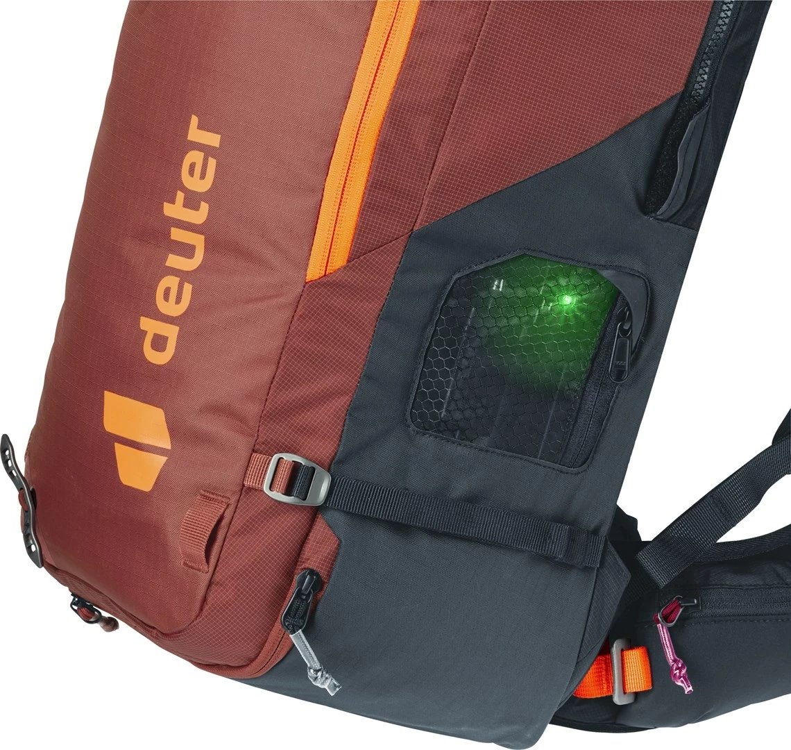 Çantë shpine Deuter Alproof Tour 36 + 5 SL, për femra, e kuqe e zezë Çantë shpine Deuter Alproof Tour 36 + 5 SL, për femra, e kuqe e zezë
