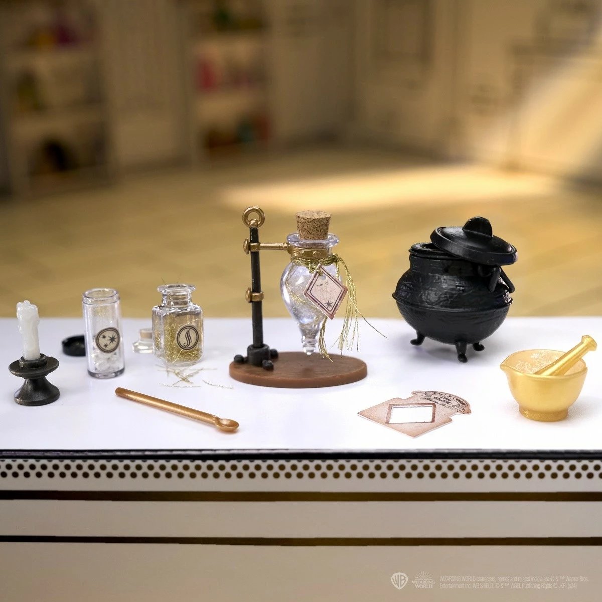 Set figurina Miniverse Harry Potter Make It Mini Potions, MGA, 15 copë