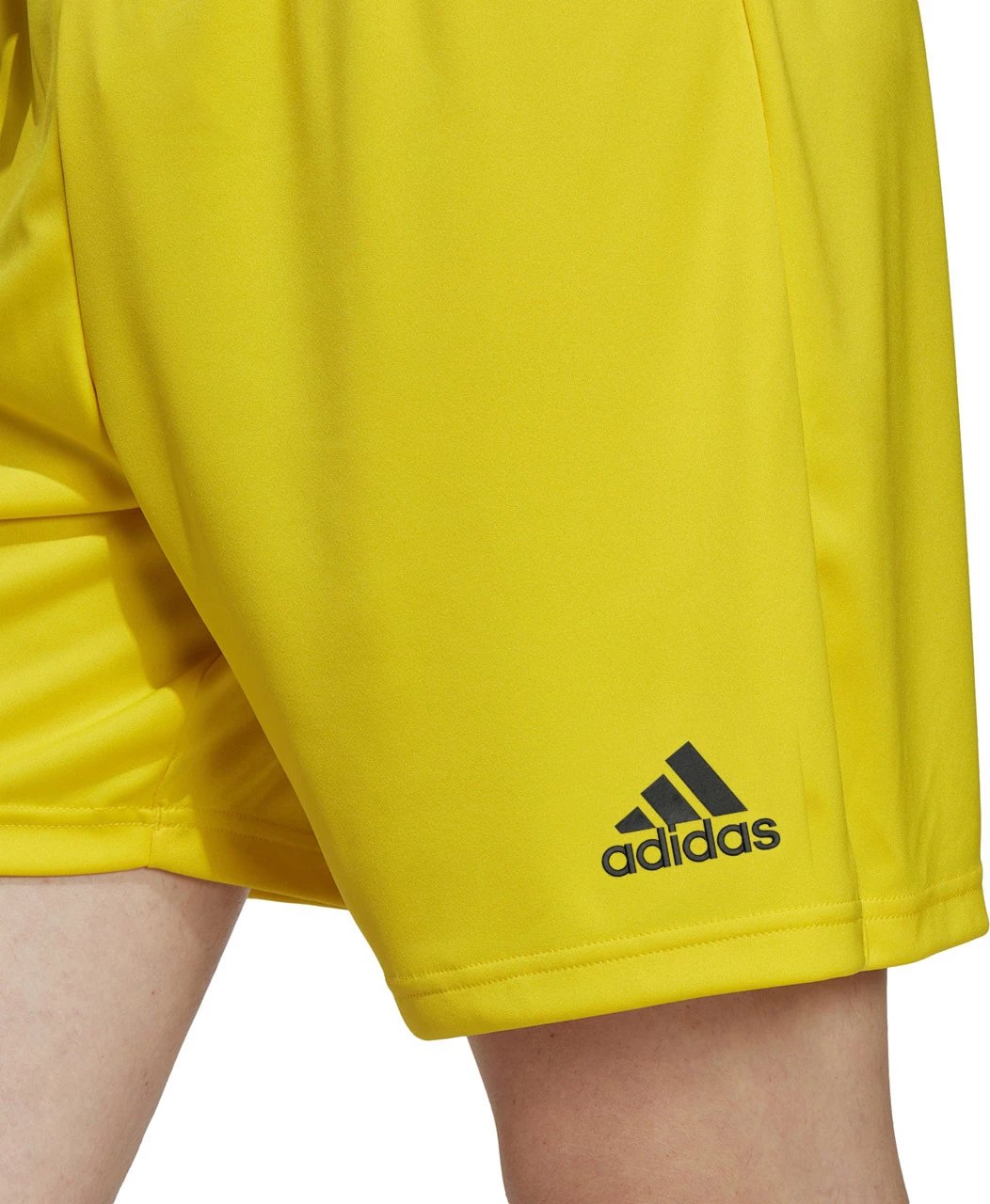 Shorce për meshkuj adidas, të verdha