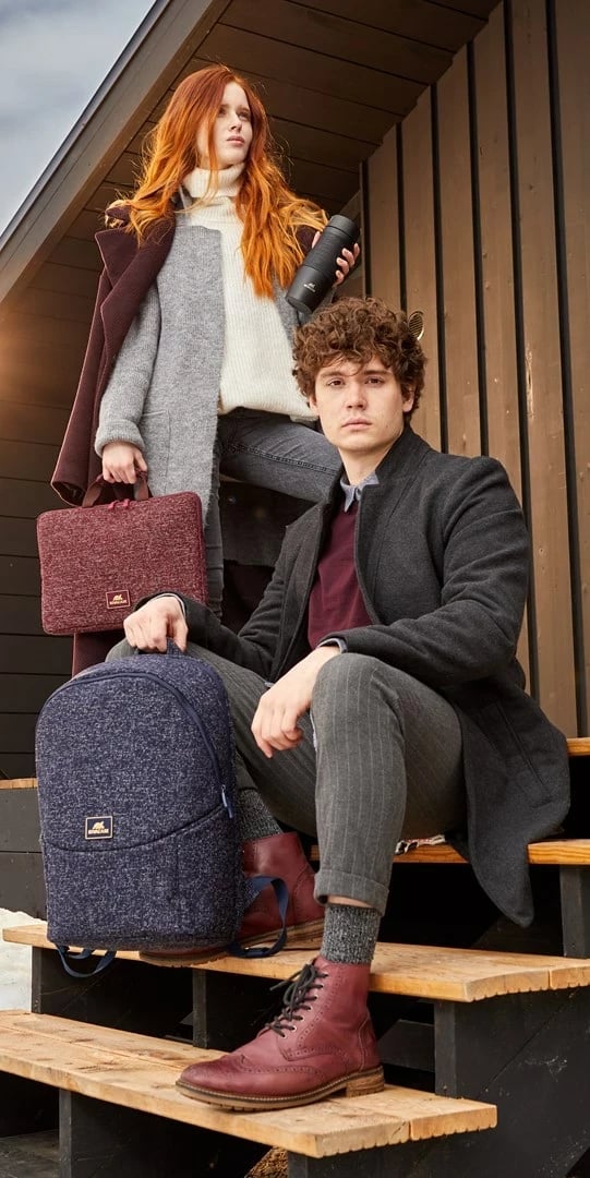 Mbështjellës laptopi RivaCase Anvik 13.3", me dorezë, i papërshkueshëm nga uji, i kuq