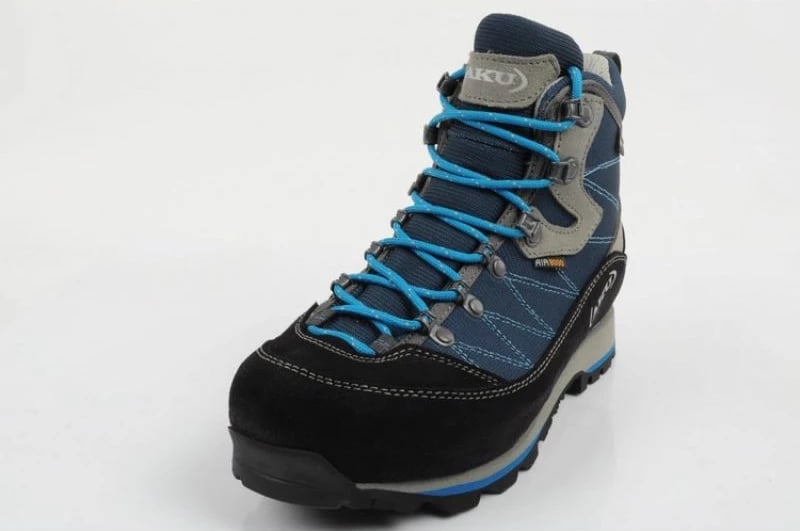 Atlete trekking për femra Aku, të zeza