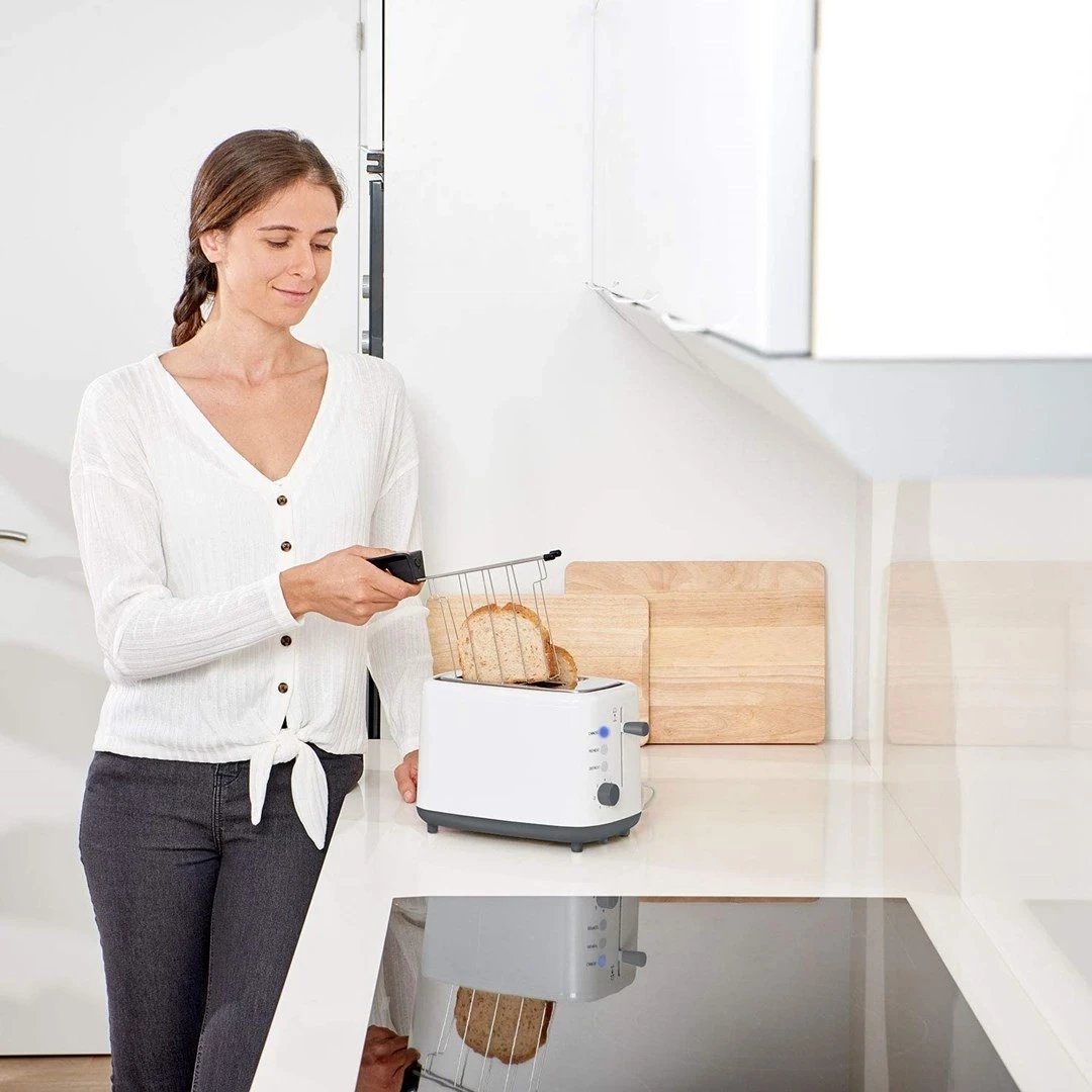 Tostier Black+Decker BXTOA820E, 820W, e bardhë
