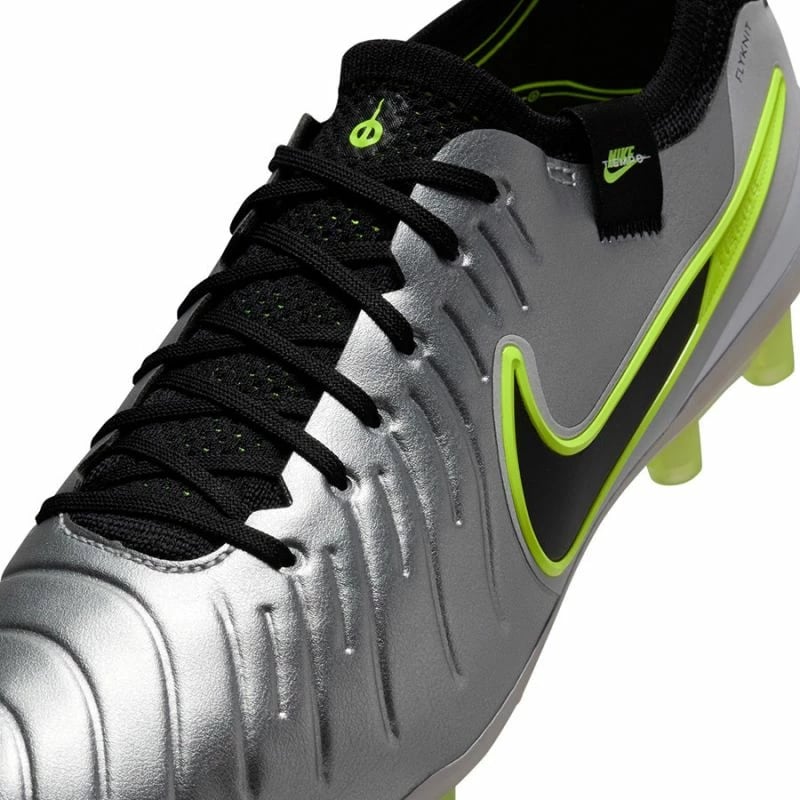 Atlete futbolli Nike për meshkuj, hiri