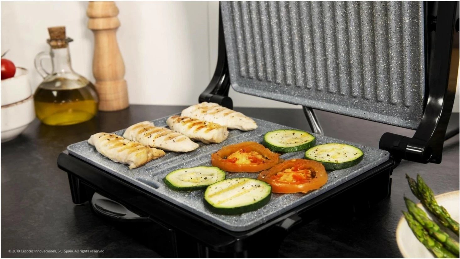 Grill kontakti Cecotec Rock'nGrill 1500 Rapid, 1500W, pllakë me shtresë guri, argjendtë