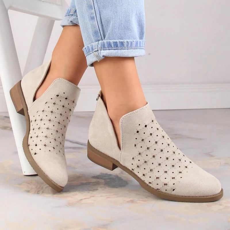 Çizme për femra M.Daszyński, bezhë