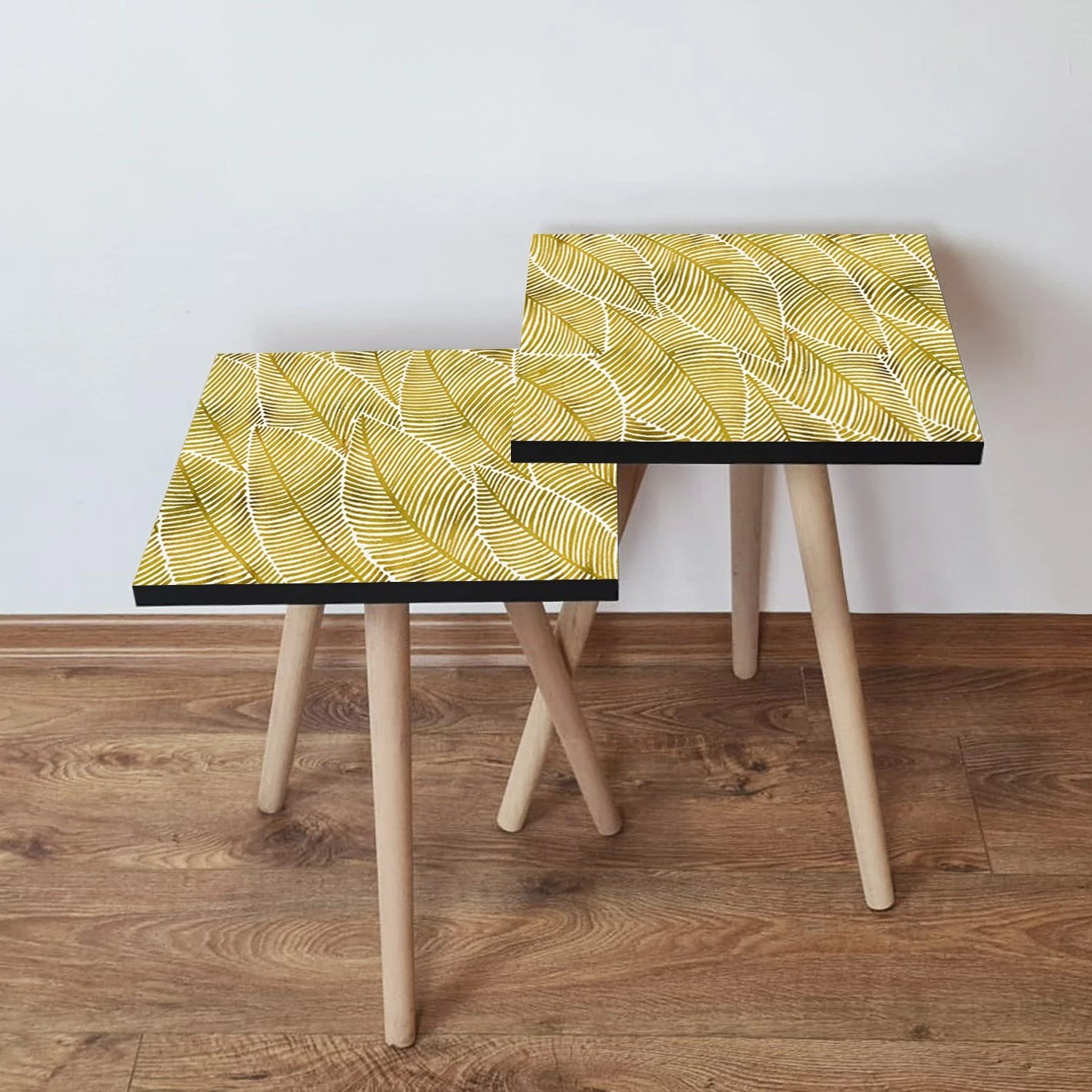 Set tavolinash të mbivendosura, dy copë, ngjyrë e verdhë dhe e bardhë, Skye Decor, 2Shp239