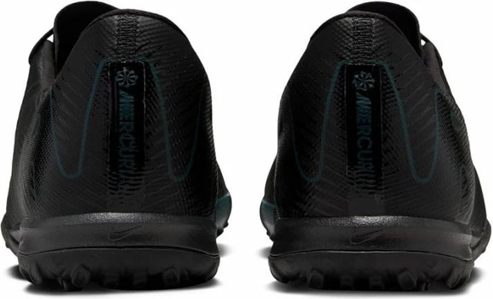 Atlete futbolli Nike për meshkuj, të zeza