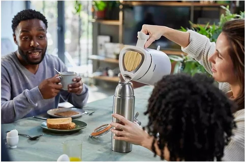 Çajnik elektrik Philips HD9365/10, 1.7 litra, i bardhë