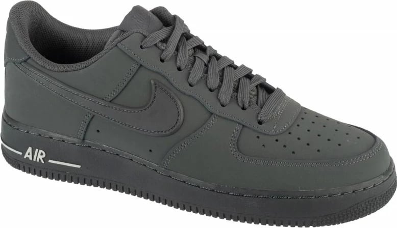 Atlete Nike për meshkuj, të zeza