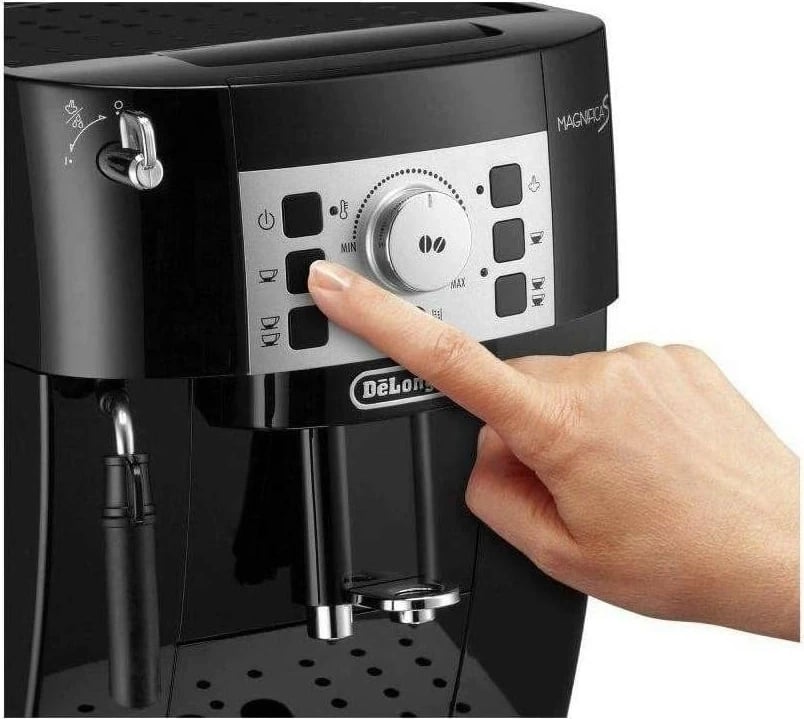 Aparat kafeje DeLonghi Magnifica S ECAM 22.112.B, i zi