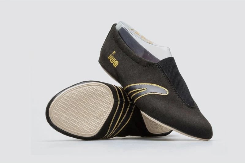 Atlete baleti për të gjithë, IWA, të zeza