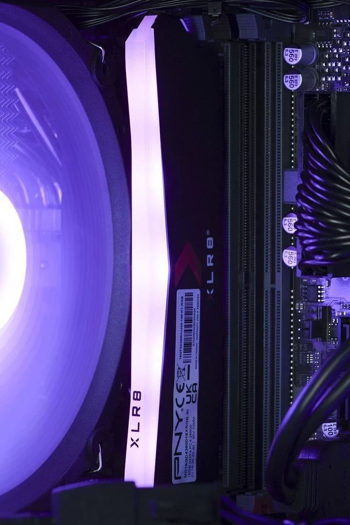 Kompjuter Gaming, AMD Ryzen 5, 16GB RAM, 1TB SSD,  NVIDIA GeForce RTX 4060