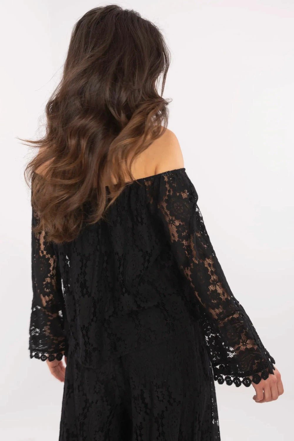 Bluzë Italy Moda 211442, e zezë
