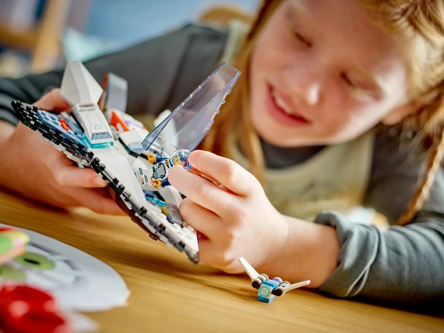 Set LEGO City 60430 Interstellar Spaceship, 240 pjesë