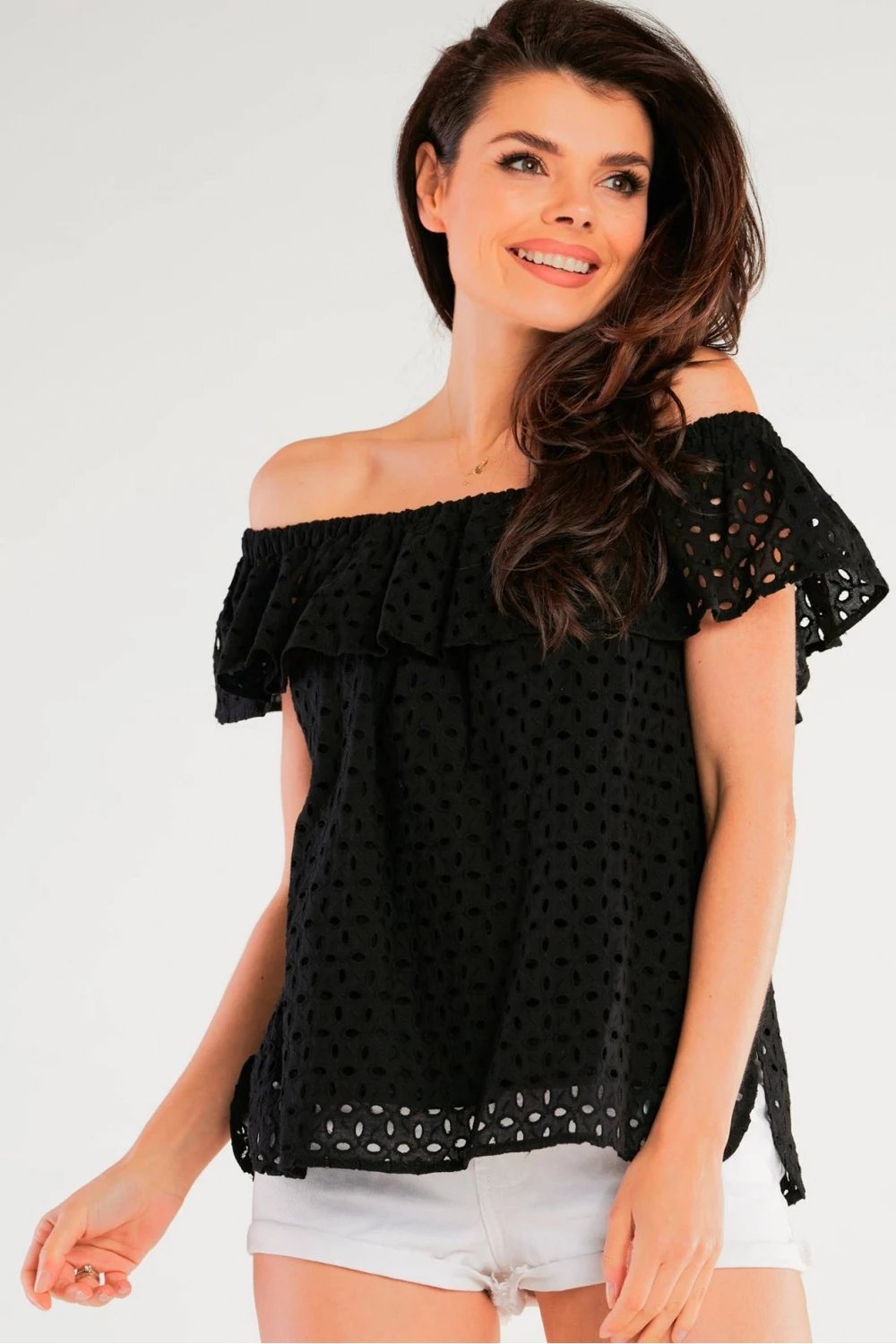 Bluzë për femra awama model 166802, e zezë