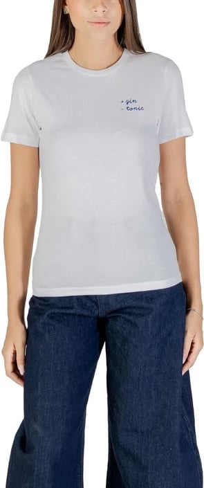 Maicë Only femra e bardhë