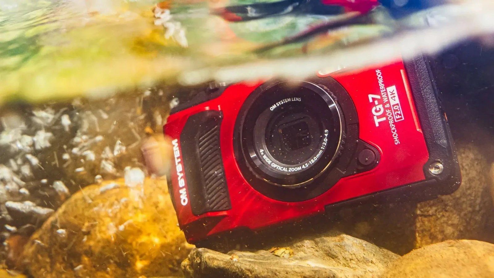 Aparat fotografik Olympus TG-7, kompakt, 12 MP, 4K, i kuq