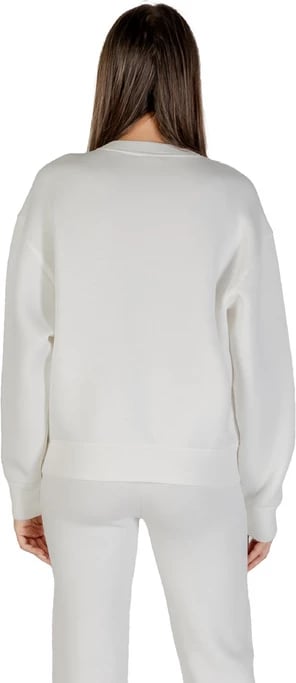 Duks Guess Active femra, i bardhë