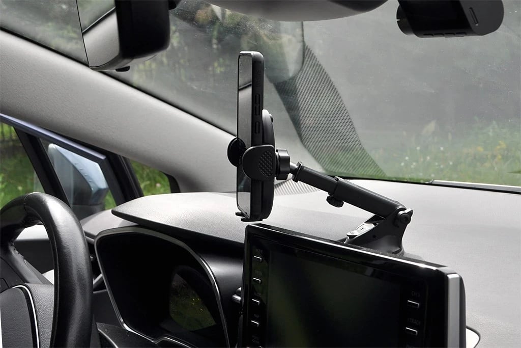 Mbajtës për telefon në veturë iBox H-9, e zezë