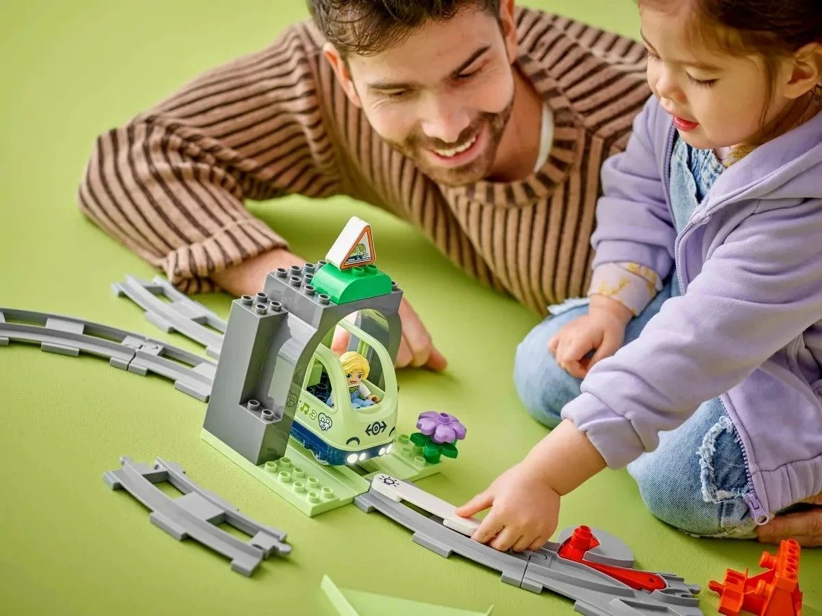Set hekurudhor LEGO DUPLO 10425 Tunel dhe Shina, 20 pjesë