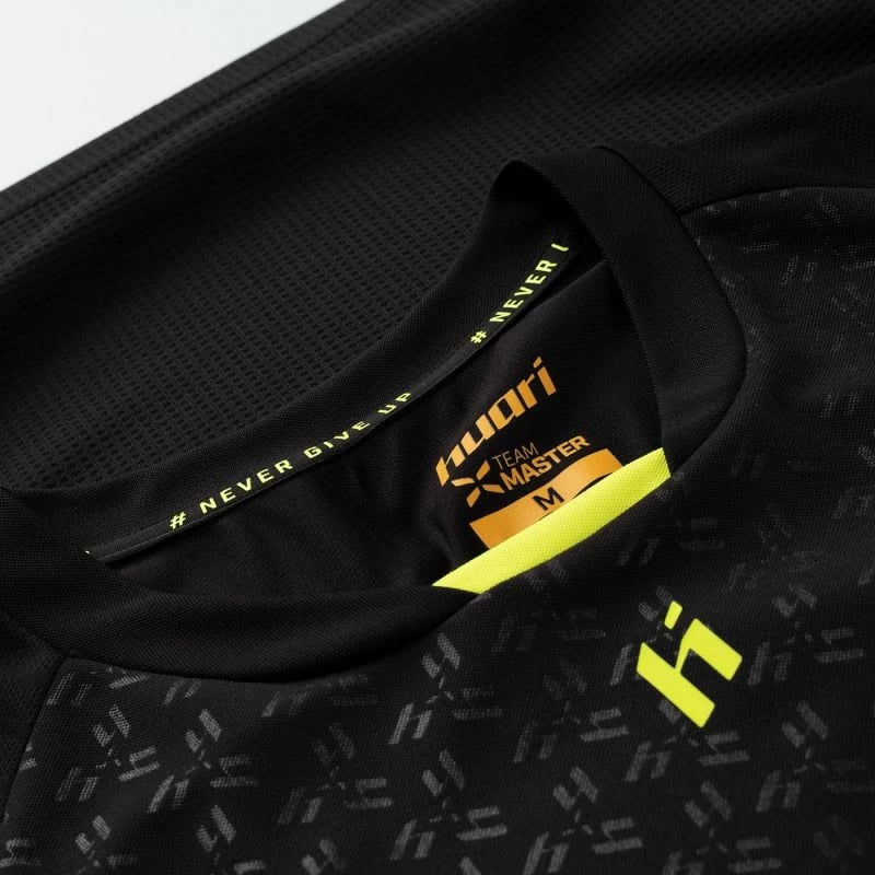 Maicë për meshkuj Huari, e zezë